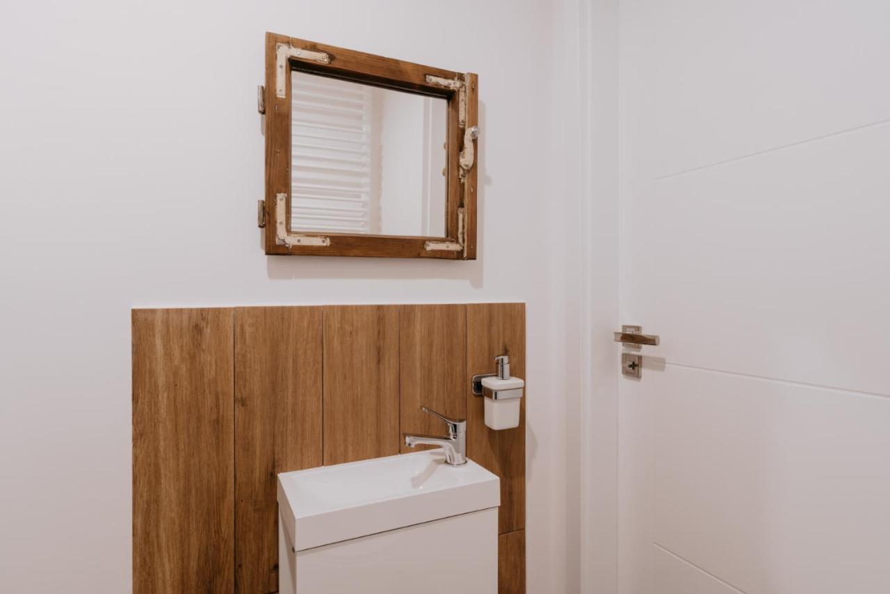Old Town Wroclaw-2floor Private Parking Apartment *
